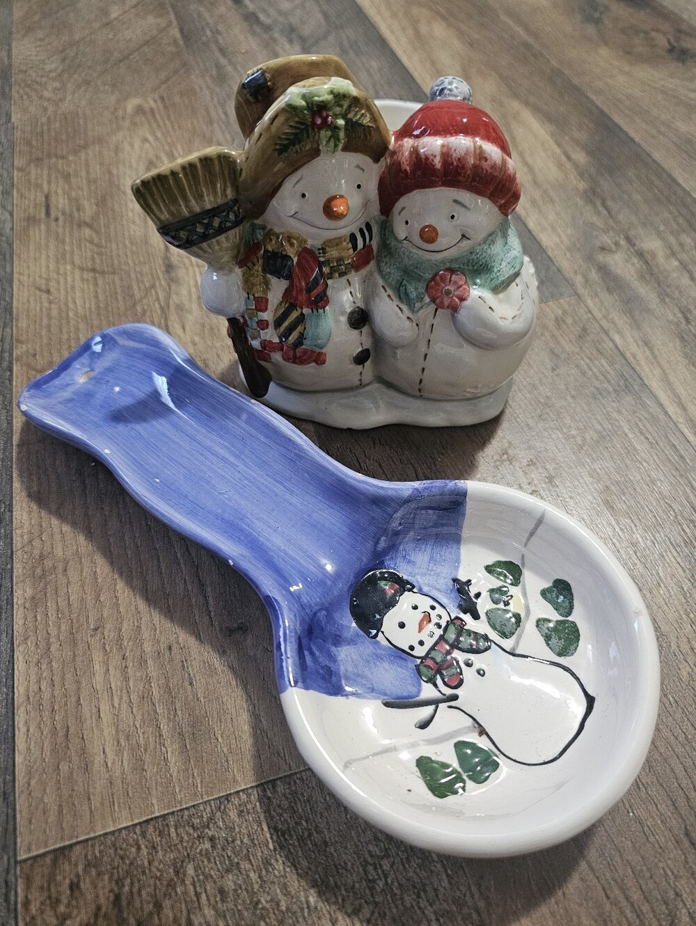 Vintage Snowman Ceramic Spoon Rest in Blue and White
